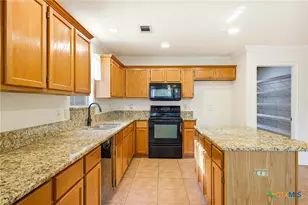 9723 Dahlia, Helotes, TX 78023 - Photo 18