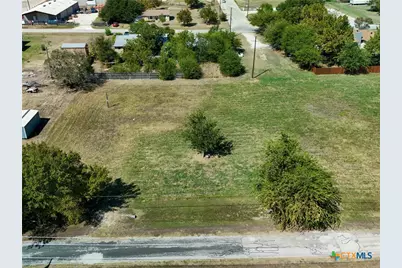 205 E Avenue G, Jarrell, TX 76537 - Photo 34