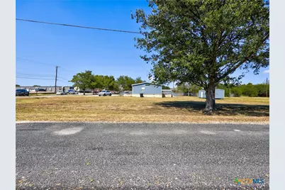 206 N 6th Street, Jarrell, TX 76537 - Photo 4