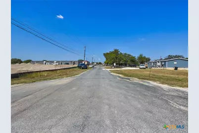 206 N 6th Street, Jarrell, TX 76537 - Photo 26