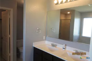 125 Greatest Gift Wy, Jarrell, TX 76537 - Photo 16