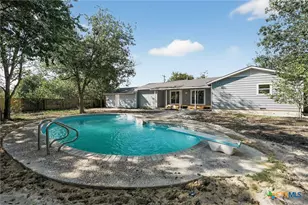 104 East Ave, Florence, TX 76527 - Photo 18