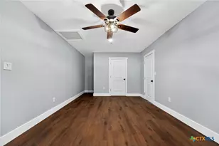 104 East Ave, Florence, TX 76527 - Photo 14