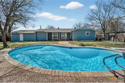 104 East Avenue, Florence, TX 76527 - Photo 2