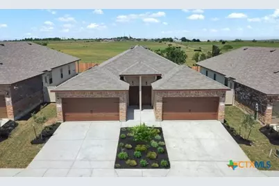 1509 Lucille, Seguin, TX 78155 - Photo 2