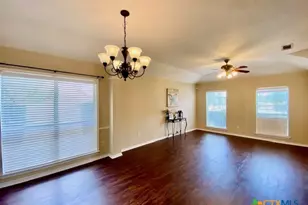 1702 Margaret Lee St, Copperas Cove, TX 76522 - Photo 6