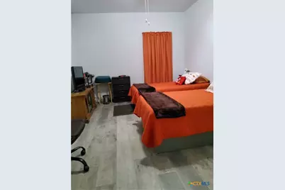 309 N 10th Street, Gatesville, TX 76528 - Photo 12