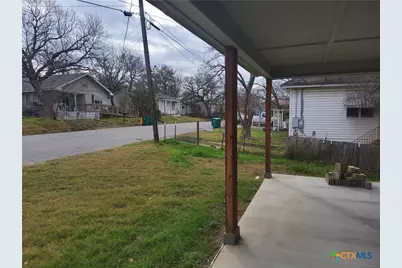 309 N 10th Street, Gatesville, TX 76528 - Photo 28