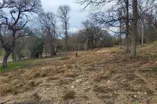 309 N 10th St, Gatesville, TX 76528 - Photo 28