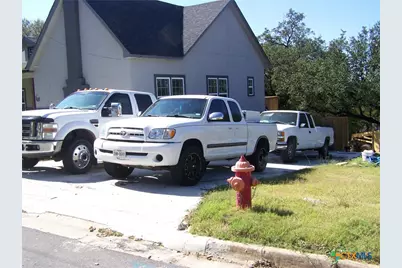 309 N 10th Street, Gatesville, TX 76528 - Photo 4