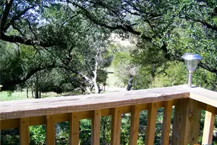 309 N 10th St, Gatesville, TX 76528 - Photo 2