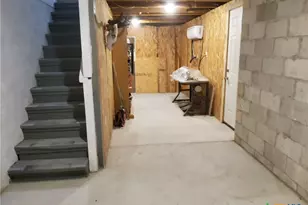 309 N 10th St, Gatesville, TX 76528 - Photo 22