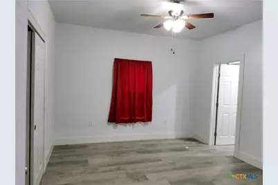 309 N 10th Street, Gatesville, TX 76528 - Photo 18