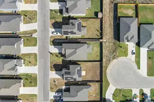 1351 Long Crk Ln, Belton, TX 76513 - Photo 2