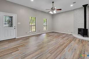 3900 Fox Ridge Rd, Lorena, TX 76655 - Photo 4