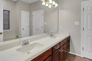 3900 Fox Ridge Rd, Lorena, TX 76655 - Photo 16