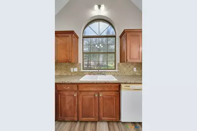 3900 Fox Ridge Road, Lorena, TX 76655 - Photo 10