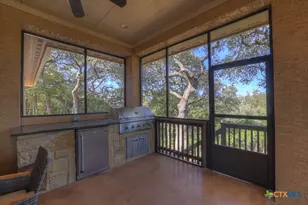 509 Moonlight Cir, New Braunfels, TX 78132 - Photo 32