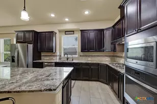 509 Moonlight Cir, New Braunfels, TX 78132 - Photo 20