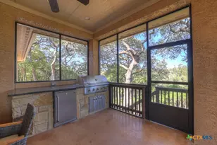 509 Moonlight Cir, New Braunfels, TX 78132 - Photo 24