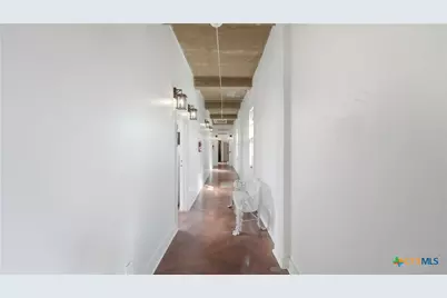 222 Losoya #201, San Antonio, TX 78205 - Photo 2