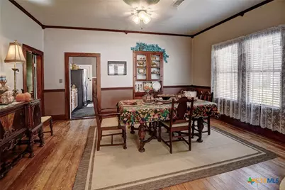 116 S Avenue, Shiner, TX 77984 - Photo 10