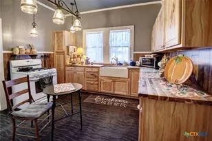 116 S Ave, Shiner, TX 77984 - Photo 12