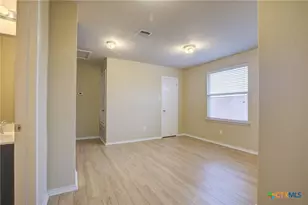 525 Tom Kemp Dr, New Braunfels, TX 78130 - Photo 4