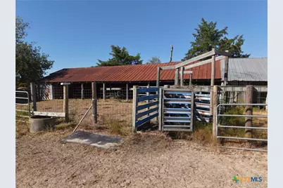 2944 State Highway 111, Yoakum, TX 77995 - Photo 18