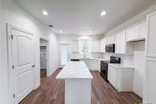 770 Buck Run Pass, Canyon Lake, TX 78133 - Photo 12