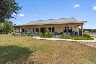 323 Patricia Rd, Georgetown, TX 78628 - Photo 2