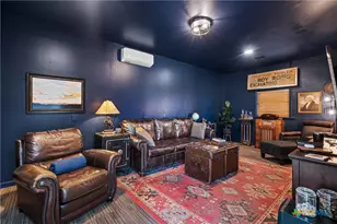 323 Patricia Rd, Georgetown, TX 78628 - Photo 36