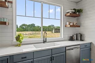 323 Patricia Rd, Georgetown, TX 78628 - Photo 34