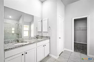 1117 Amber Lk, Seguin, TX 78155 - Photo 8