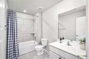 1117 Amber Lk, Seguin, TX 78155 - Photo 18