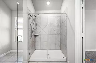 1117 Amber Lk, Seguin, TX 78155 - Photo 12