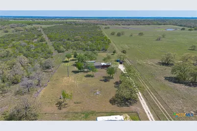 2105 Fm 1104, Kingsbury, TX 78638 - Photo 30