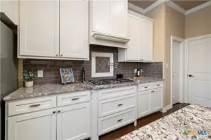 110 Longwood, New Braunfels, TX 78132 - Photo 8