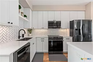 1208 N Academy Ave, New Braunfels, TX 78130 - Photo 22