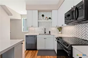 1208 N Academy Ave, New Braunfels, TX 78130 - Photo 20