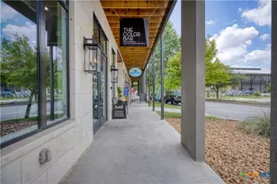 1208 N Academy Ave, New Braunfels, TX 78130 - Photo 32