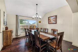 101 Sandstone Ct, Victoria, TX 77904 - Photo 8