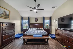 101 Sandstone Ct, Victoria, TX 77904 - Photo 12