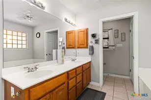 188 Guadalupe Ranch Ln, Seguin, TX 78155 - Photo 30