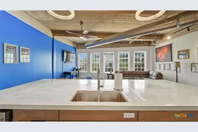 222 Losoya #202, San Antonio, TX 78205 - Photo 8