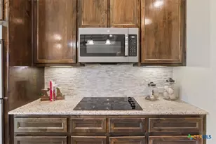 8203 Grand Oaks Ln, Killeen, TX 76542 - Photo 18