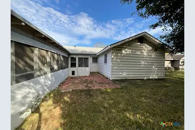 1309 La Valliere Street, Victoria, TX 77901 - Photo 4