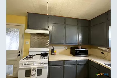 1309 La Valliere Street, Victoria, TX 77901 - Photo 2