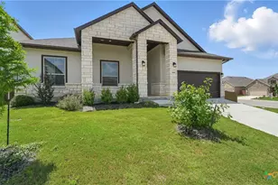 1606 Folk Victorian, New Braunfels, TX 78132 - Photo 2