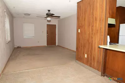 1005 Campbell Street, Lampasas, TX 76550 - Photo 4